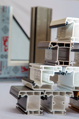 تولید انوار نوار های درب و پنجره pvc